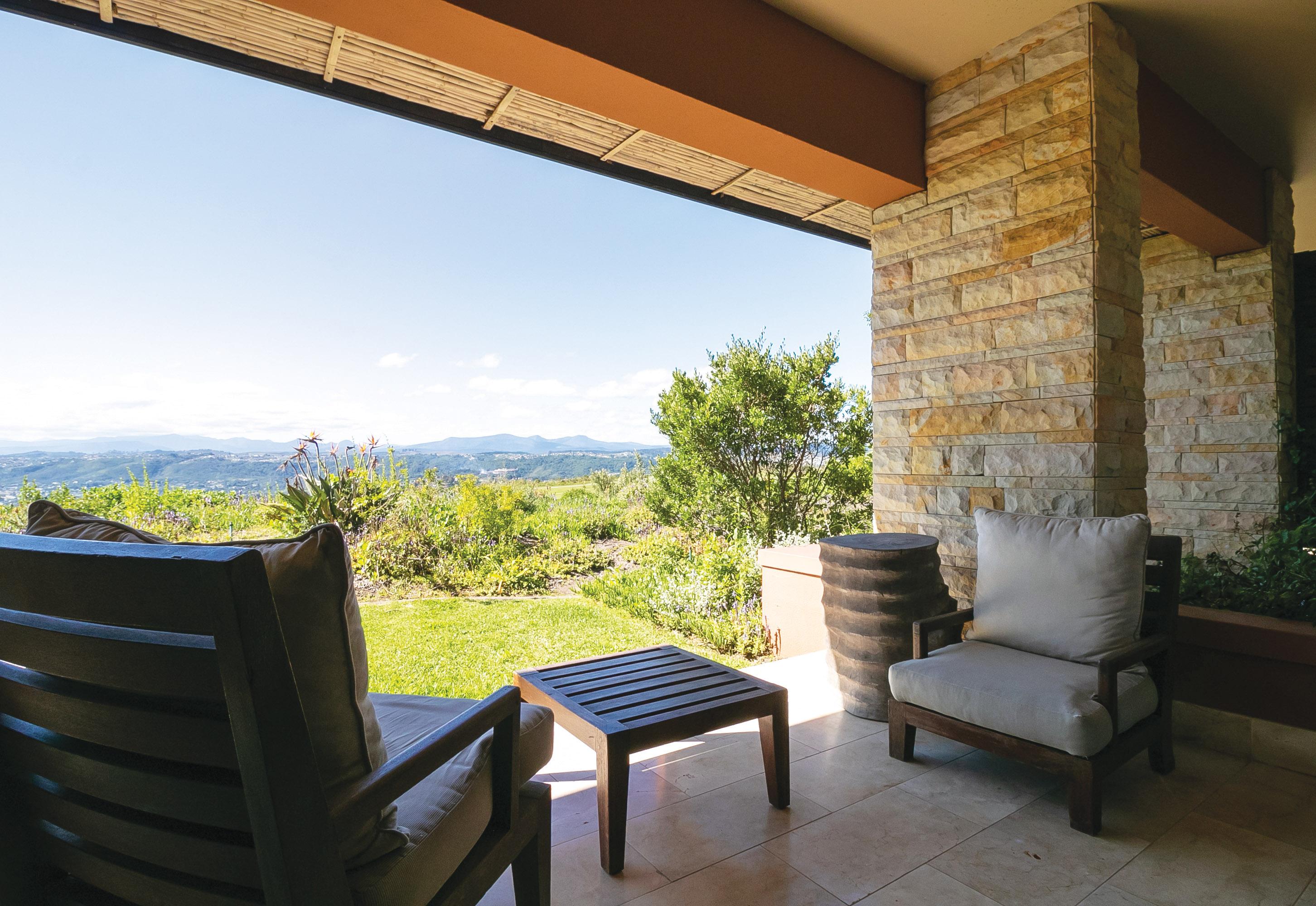 קניסנה Pezula Nature Retreat מראה חיצוני תמונה A view from the hotel