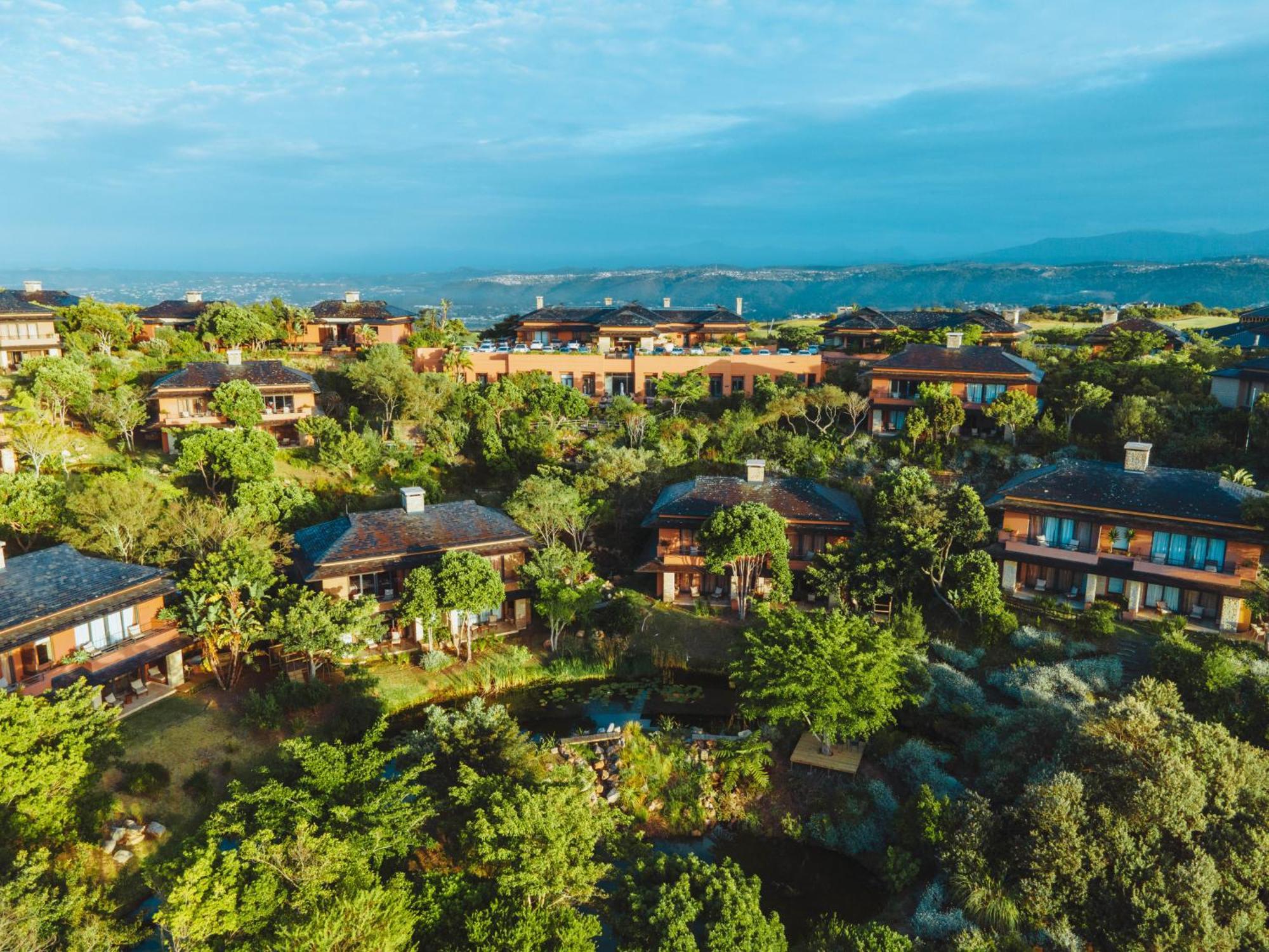 קניסנה Pezula Nature Retreat מראה חיצוני תמונה Aerial view of the resort